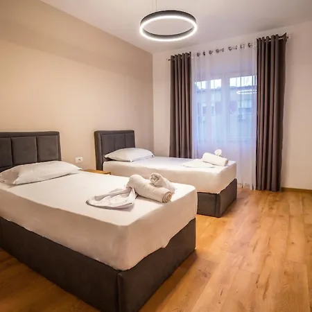 Enjoy Cozy 2br - Center